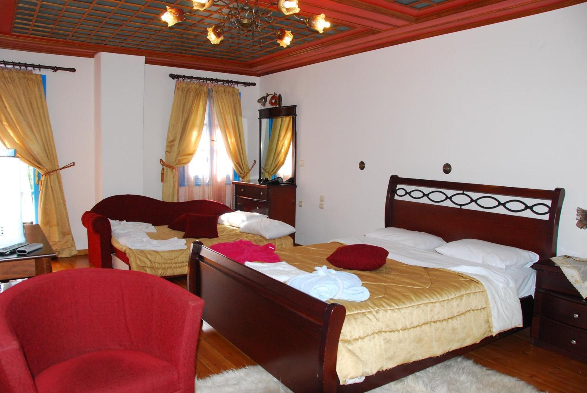 Hotel Ladias Монодендри Екстериор снимка